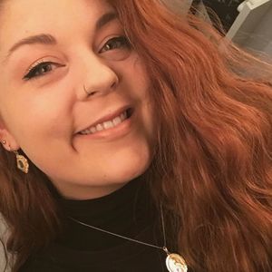 Meet your Posher, Roxanne